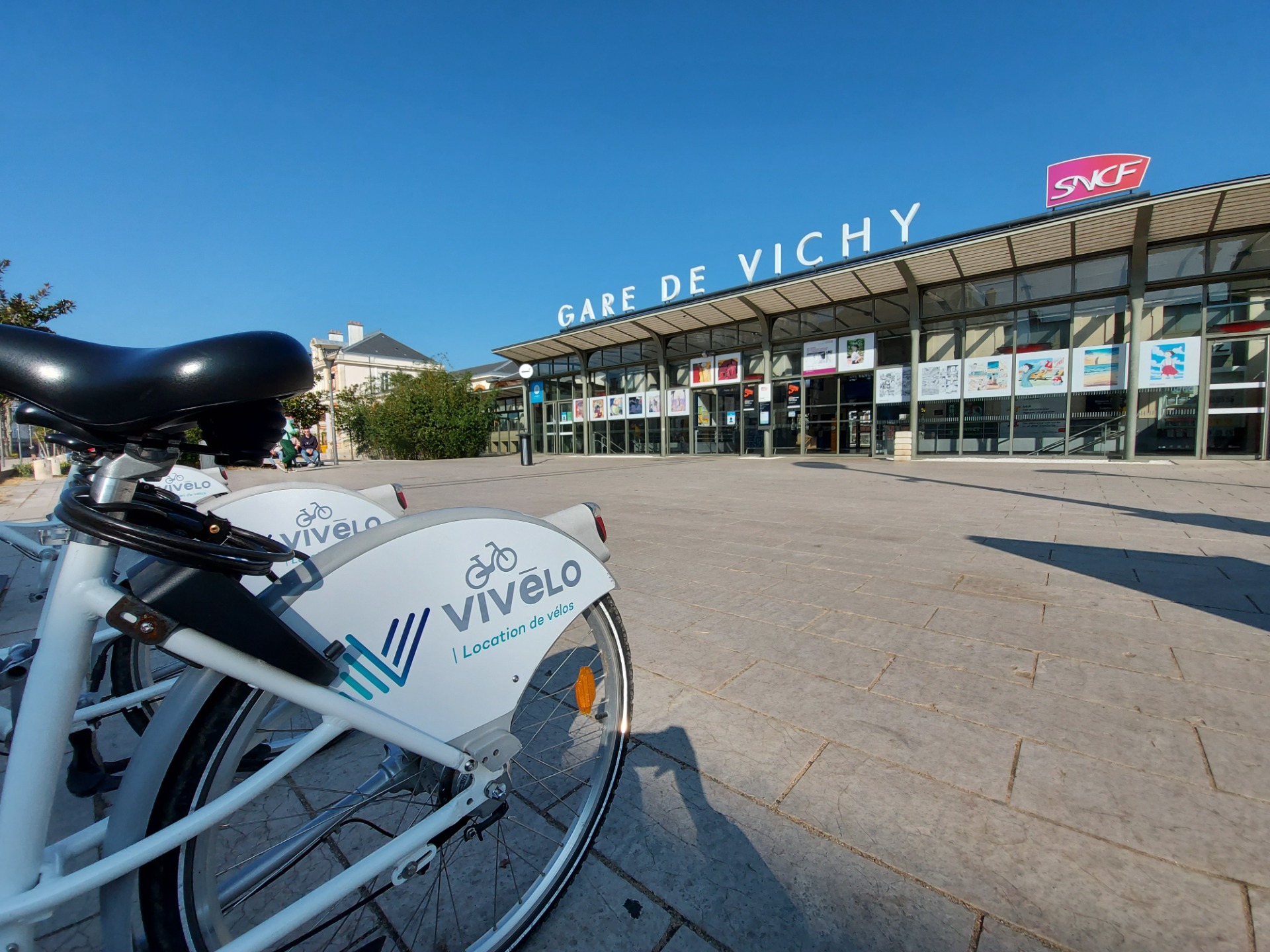 Gare de Vichy avec location possible de Vélos